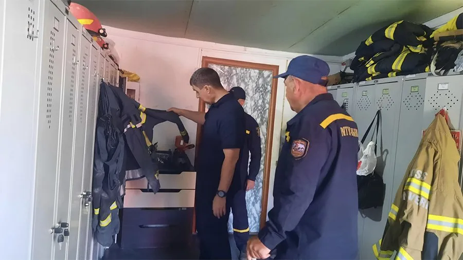 Експерт оцінює місцеву пожежну охорону в одній із громад