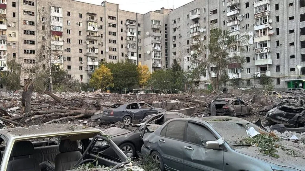 росіяни били по будинках, мостах та підприємствах: наслідки атаки по Україні