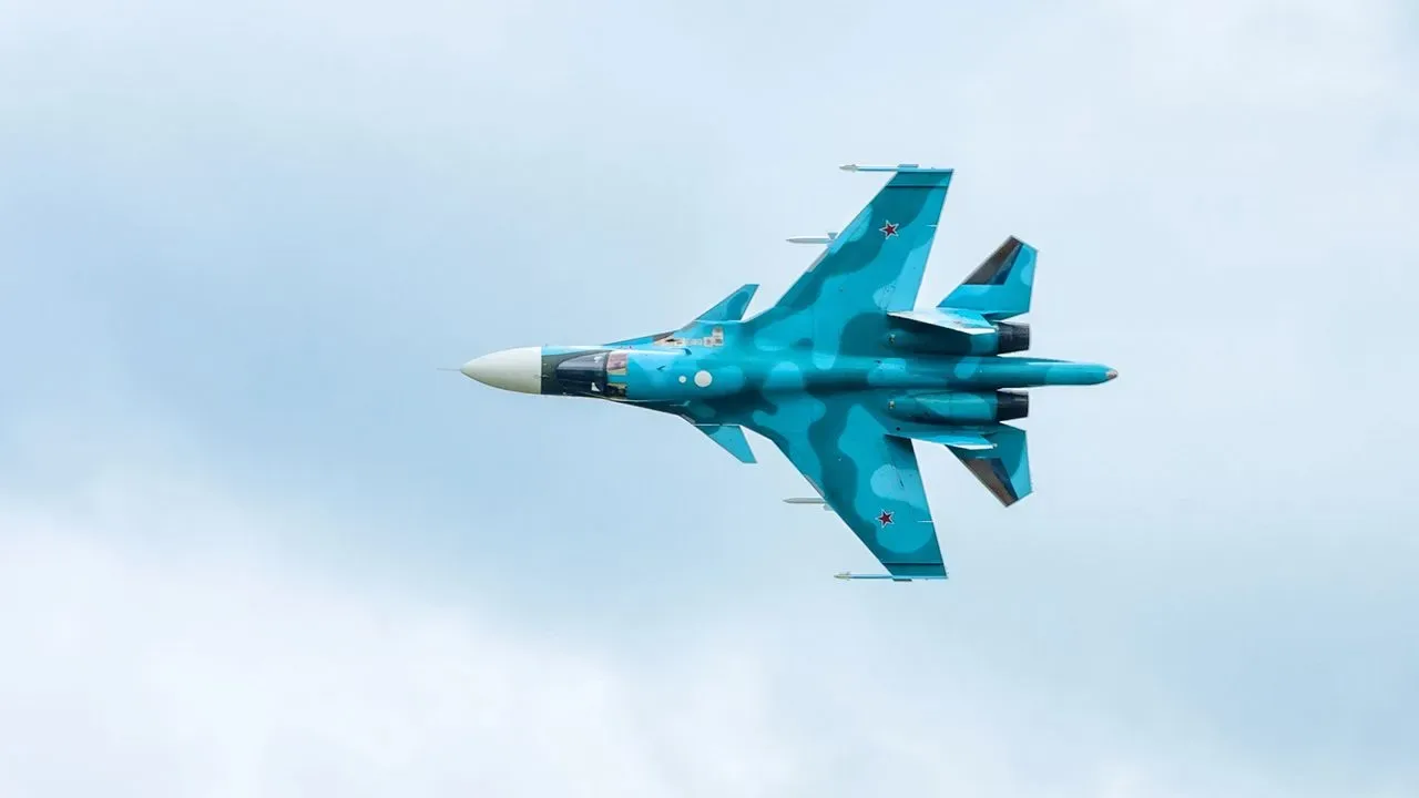 Винищувач-бомбардувальник Су-34: що відомо та які технічні характеристики Російський винищувач Су-34