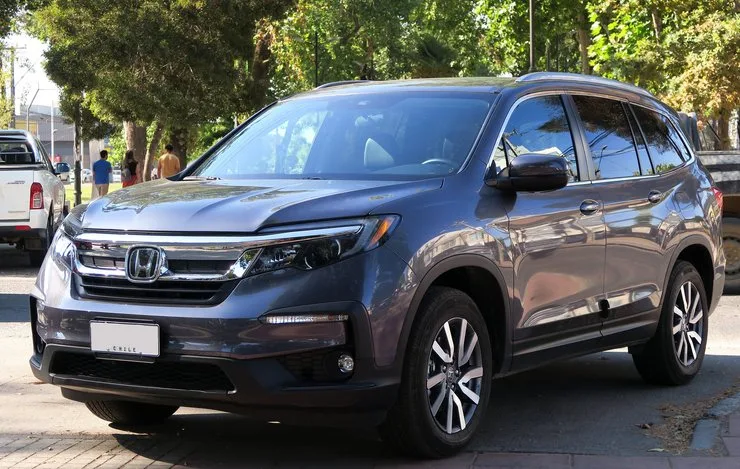 Автомобиль Honda Pilot