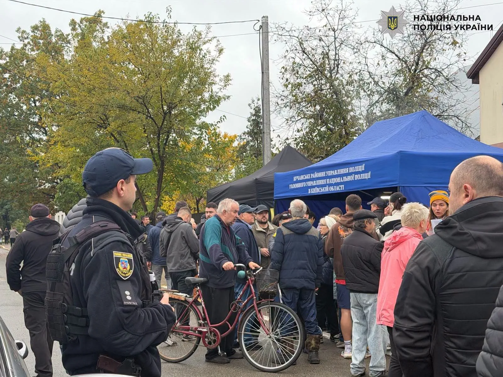 На Київщині кількість жертв російської атаки збільшилась до чотирьох, ще 27 мешканців травмувались (фото, відео)