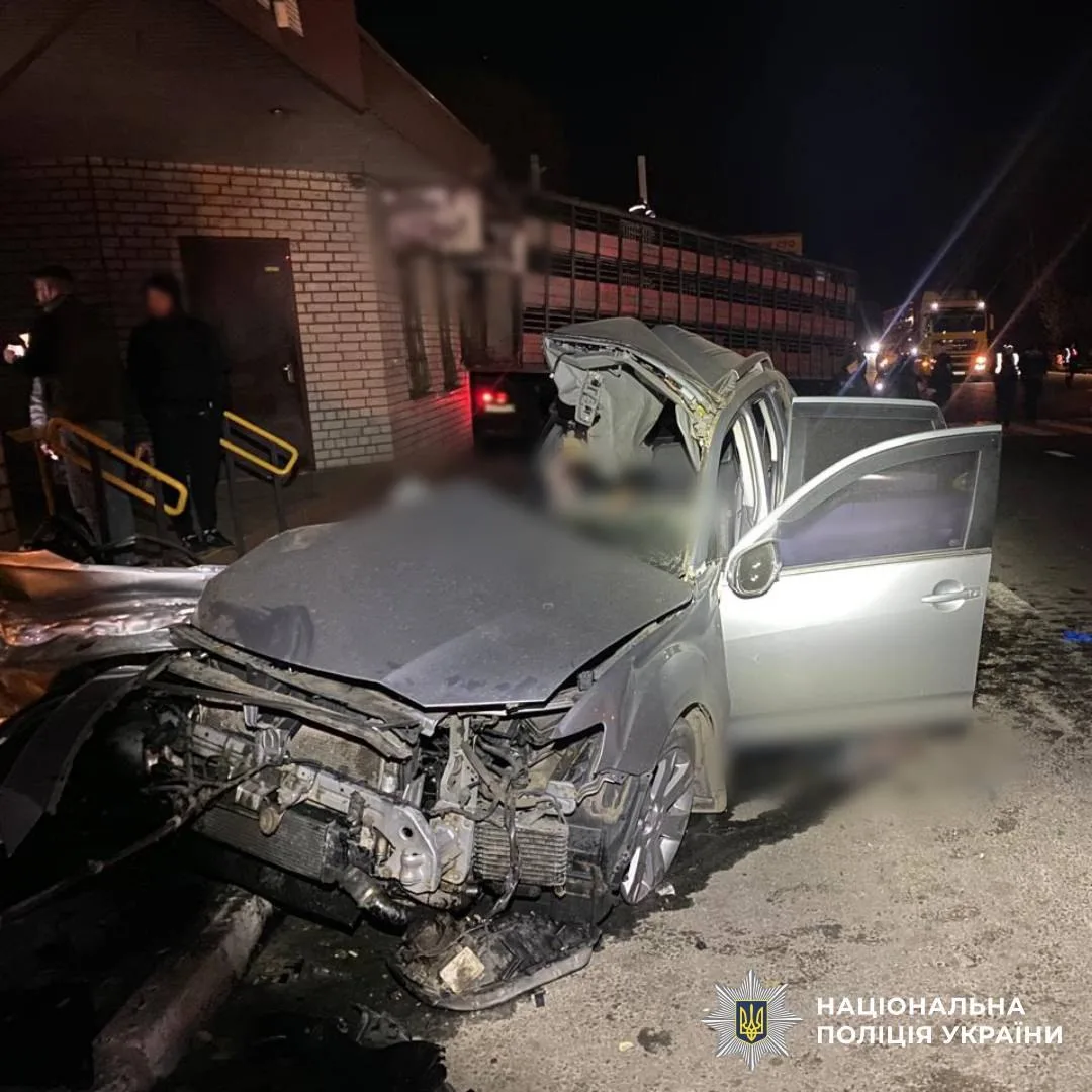 В аварії на Харківщині загинули двоє людей та постраждала дитина
