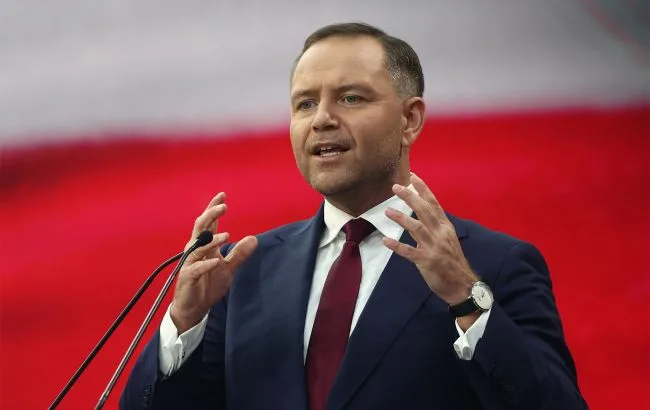 Президент Польщі заявив про силове захоплення трибуналу і скликав консультації