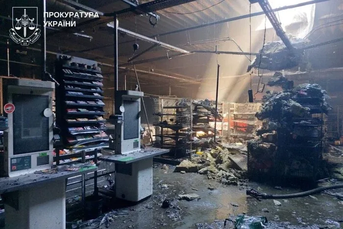 Росія знову атакувала склад «Ашану» в Україні