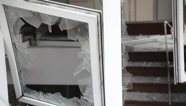 Безпілотник «Молнія» пошкодив автомийку в Сумах