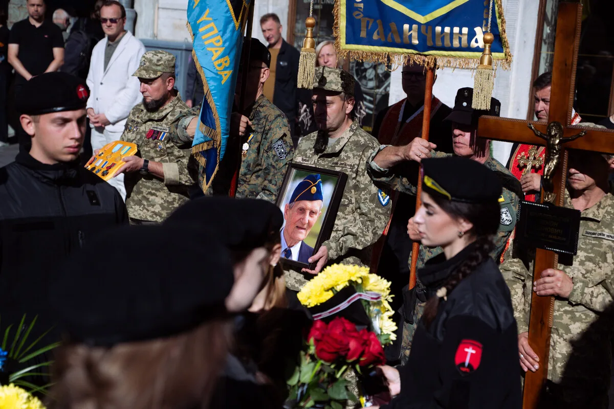 На Львівщині попрощалися з воїном дивізії «Галичина» та УПА Зеноном Врублевським (фото)