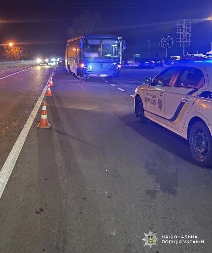 У Львівській області після зіткнення з автобусом помер 77-річний велосипедист - 2