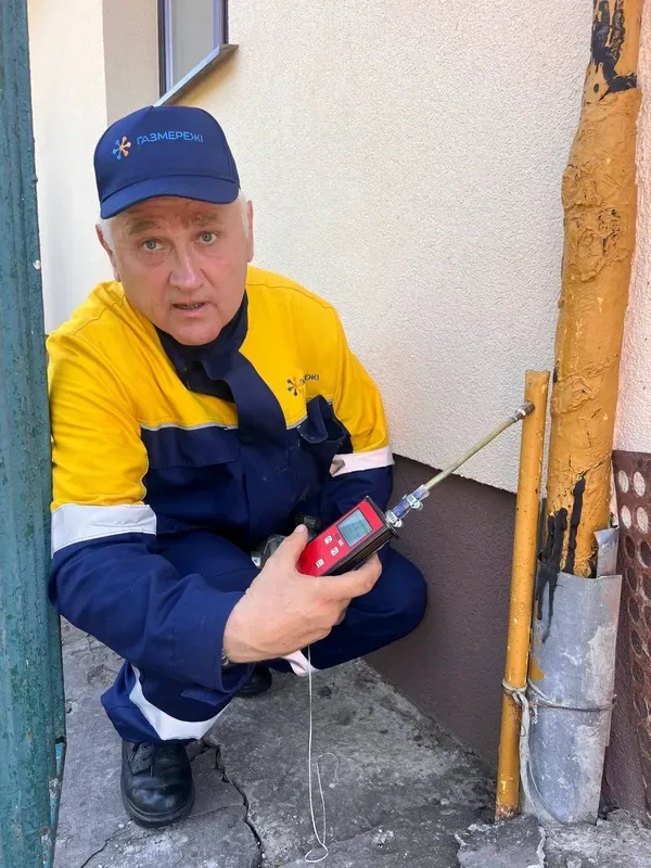 Шукають витоки, щоб уберегти оселі: як газовики на Волині готують мережі до зими (фото)