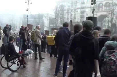 Мітинг із вимогою відставки Віталія Кличка біля будівлі КМДА в Києві