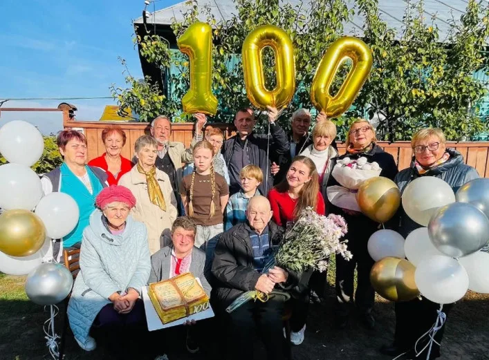 Житель Кролевця Михайло Велесь відсвяткував 100-річний ювілей