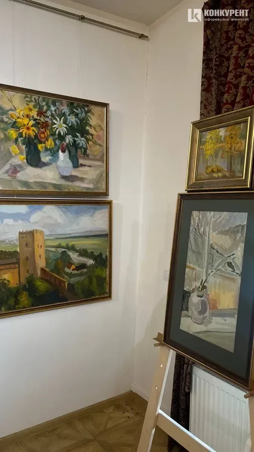 Понад 70 робіт Миколи Черенюка показали на виставці у Луцьку (фото)