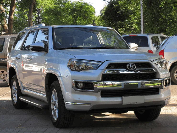Автомобиль Toyota 4Runner