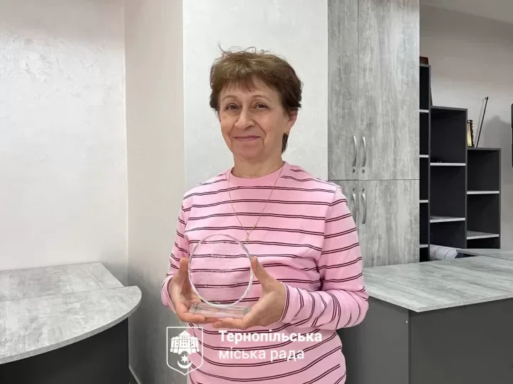 Учителька з Тернополя стала фіналісткою всеукраїнської нагороди за розвиток економічної освіти