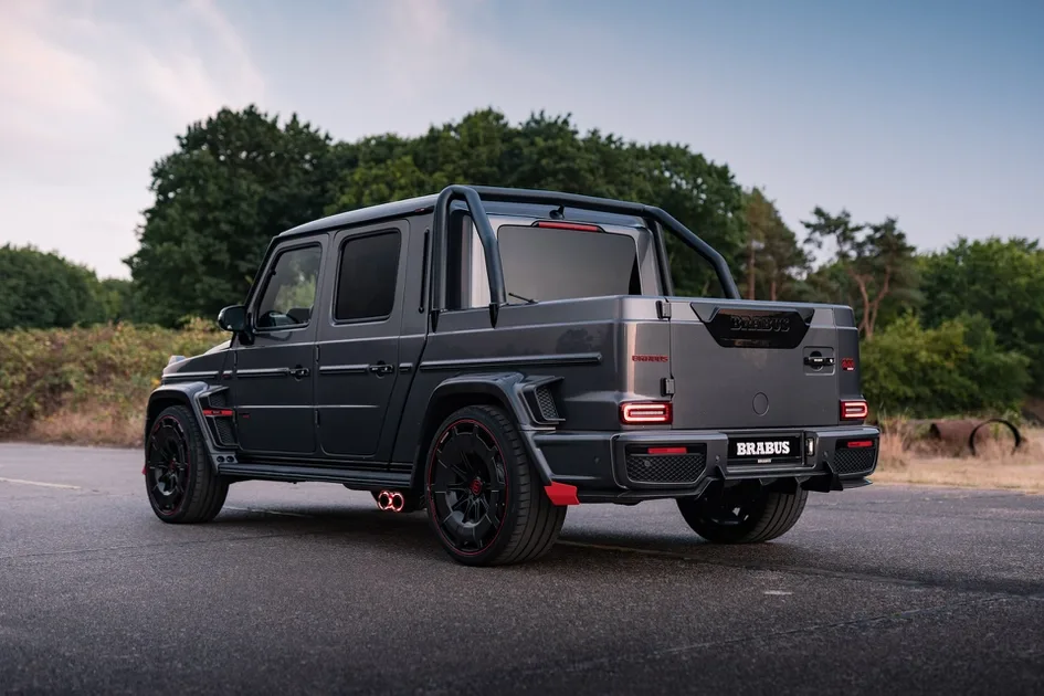 Пикап Brabus P 900 Rocket Edition, вид сзади