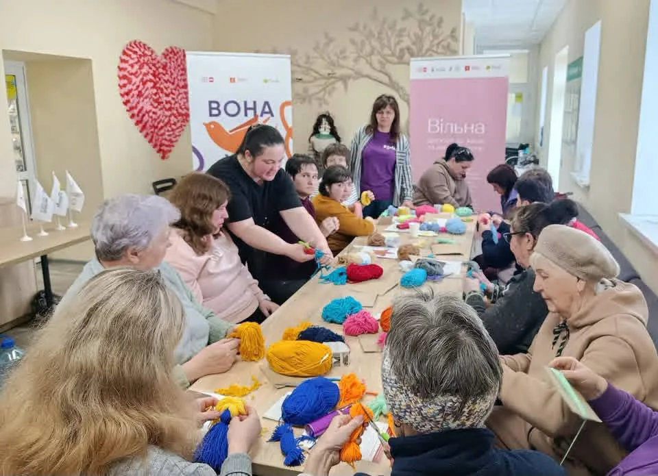 У Тростянці працює хаб для підтримки дітей, людей з інвалідністю та переселенців