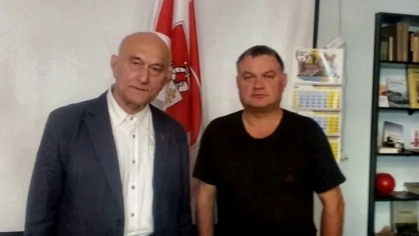 Відомий білоруський політик Зенон Позняк відвідав Чернігів