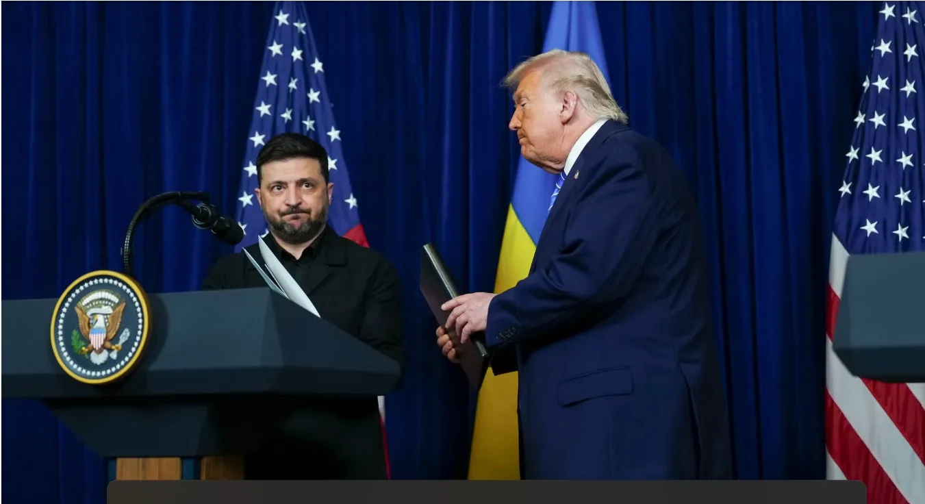 Трамп, який вважає, що РФ діє адекватно”, вимагає, щоб Зеленський здав Донбас і так довів, що хоче миру