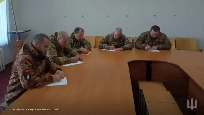 «Лист, який не закінчується»: воїни 14 ОМБр долучилися до загальнонаціонального диктанту (фото)