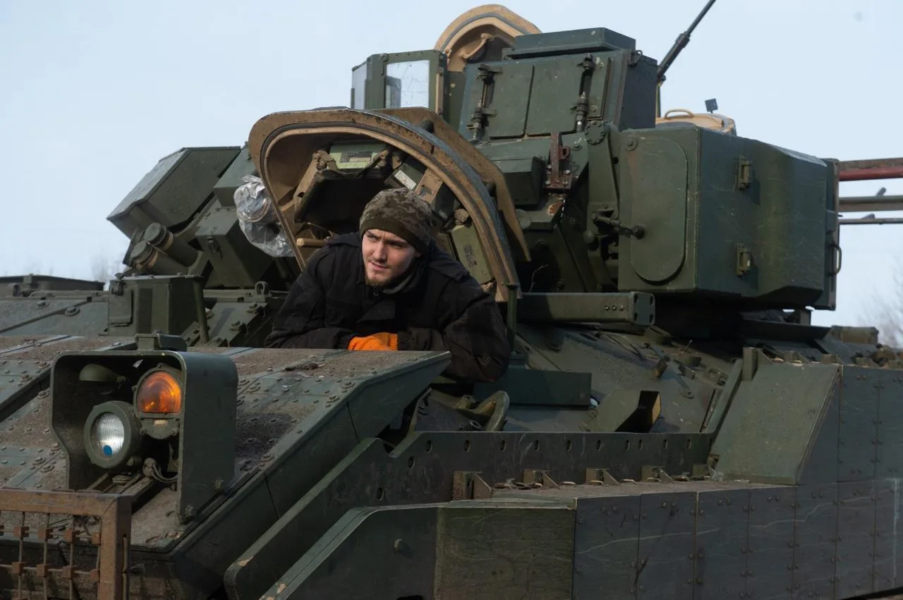 «У воюючій армії важлива кожна хвилина»: Михайло Драпатий привітав військових логістів зі святом