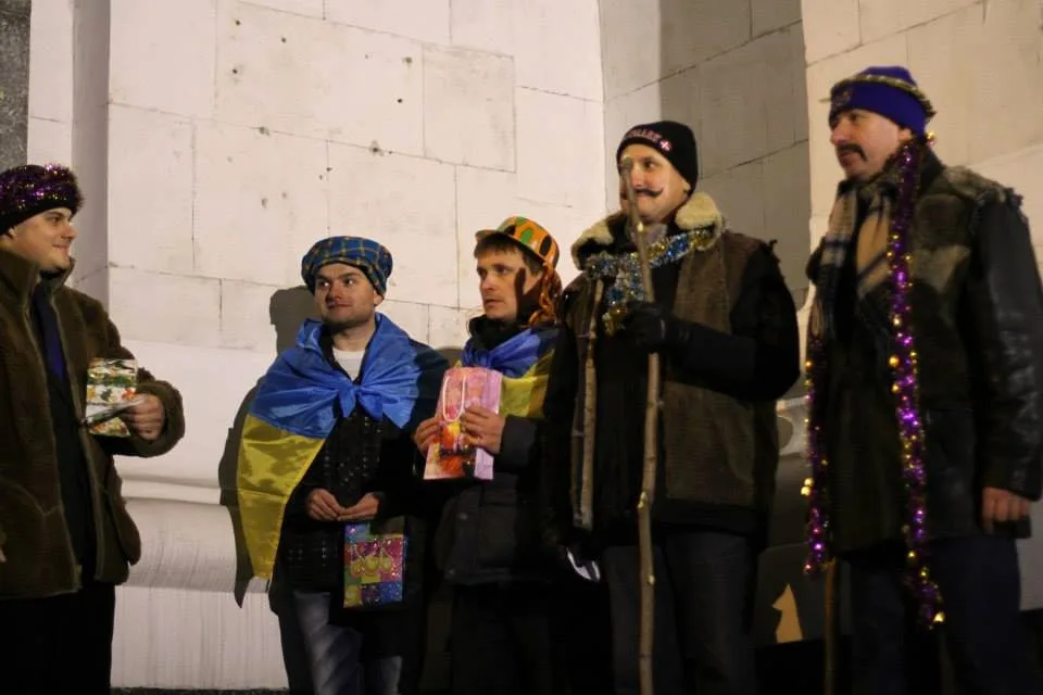 Учасники вертепу на луганському Євромайдані в 2014 році Фото: Фейсбук yulia.krasilnykova
