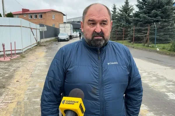 «Машина згорає за 15 хвилин»: водії розповіли про наслідки атаки рф на Луцьк (фото, відео)