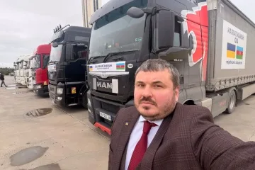 Азербайджан відправив десять вантажівок з енергообладнанням для України