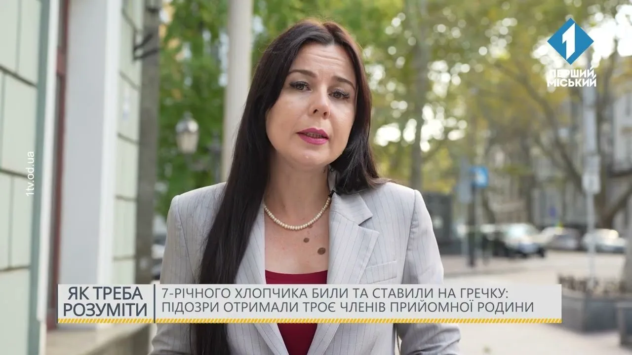 7-річного хлопчика били та ставили на гречку: підозри отримали троє членів прийомної родини