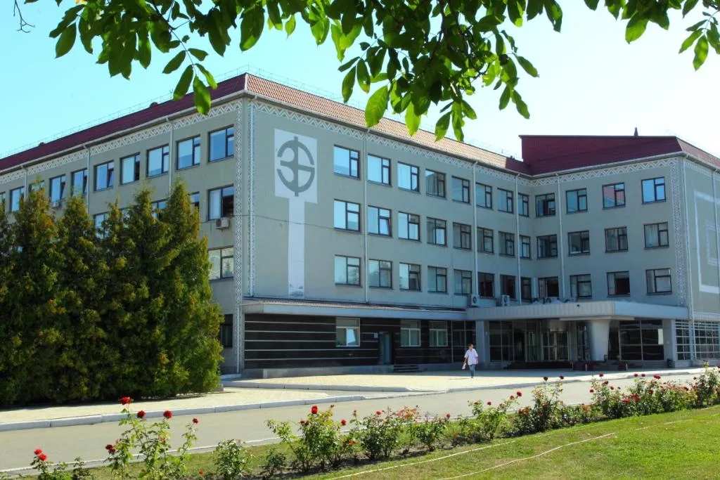 Росія завдала удару по Борщагівському хіміко-фармацевтичному заводу, який є одним із найбільших виробників ліків в Україні