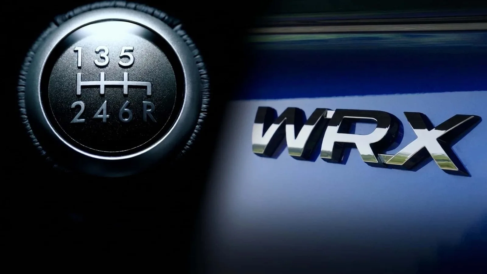 Рычаг МКПП и шильдик WRX крупным планом