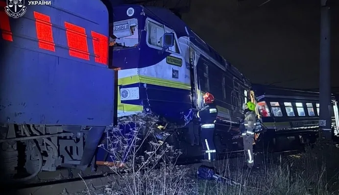 Аварія на залізниці у Львові: кількість постраждалих зросла до 11