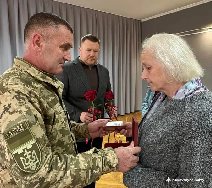Чотирьох Захисників з Нововолинської громади нагородили посмертно (фото)