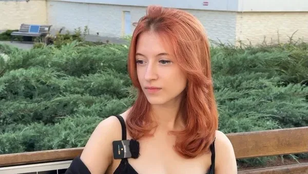 Навчається на психолога, працює і волонтерить: як 18-річна студентка із Краматорська облаштувала життя в Луцьку (фото, відео)