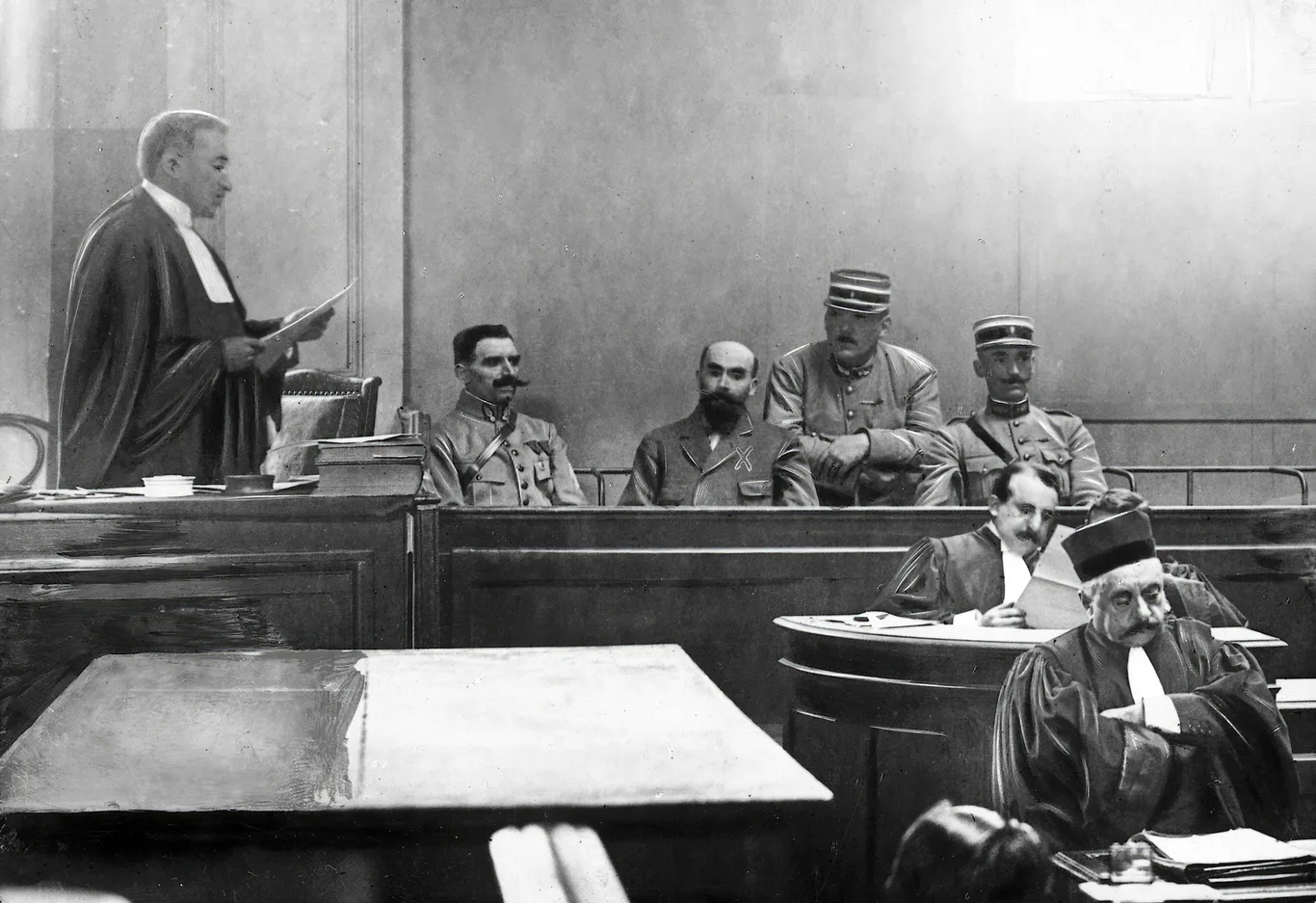 Судебный процесс над Анри Ландрю. Париж, Франция. Ноябрь 1921 года. Фото: Alamy / Vida Press