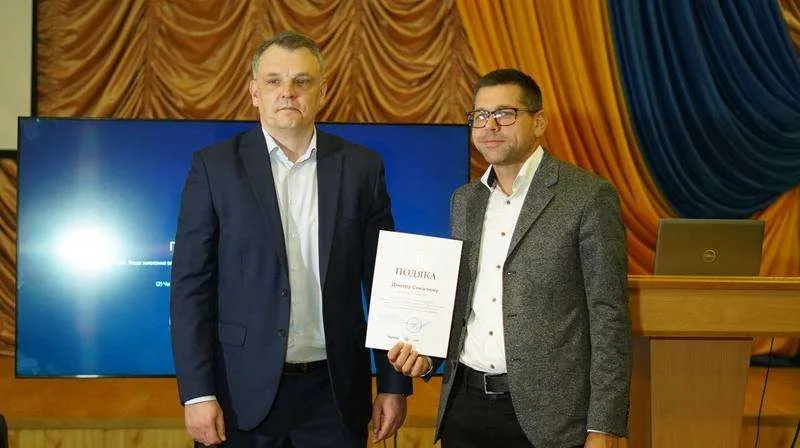 Чернівецька лікарня відтепер має власну сонячну станцію: скільки служитиме та хто допоміг облаштувати