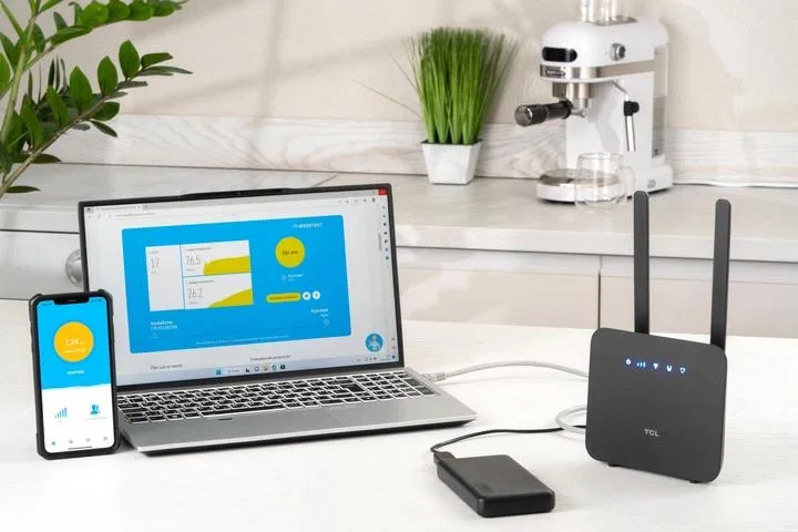 Роутер TCL LINKHUB (HH42CV2) LTE Wi-Fi + Power Bank 20000мА*г + USB-DC кабель 12В (694743657296) – фото, відгуки, характеристики в інтернет-магазині ROZETKA