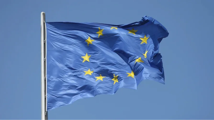 ЄС обговорює посилення обмежень для дипломатів РФ через гібридні атаки – ЗМІ