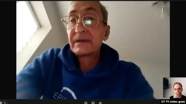 Сергій, який теж зміг евакуюватися із Олешок, згадує, що взаємини з російськими військовими у багатьох жителів міста були напруженими