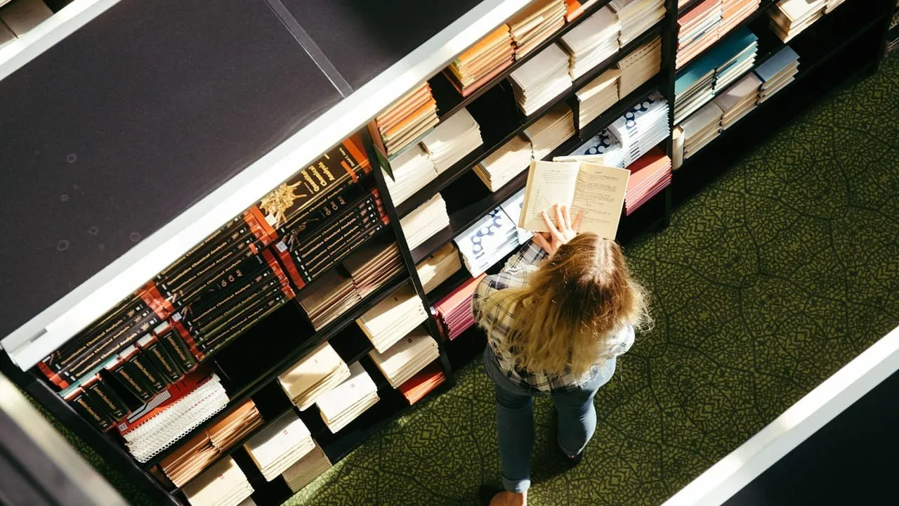 Книжкові мережі в Україні: як працюють магазини, продаж книг і заробіток