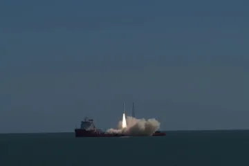 Китай запустив у космос перший у світі супутник спостереження із низьким нахилом