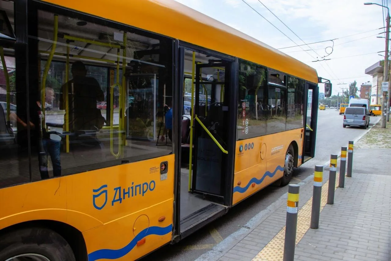 Зміни у роботі громадського транспорту у Дніпрі на 6 жовтня: подробиці