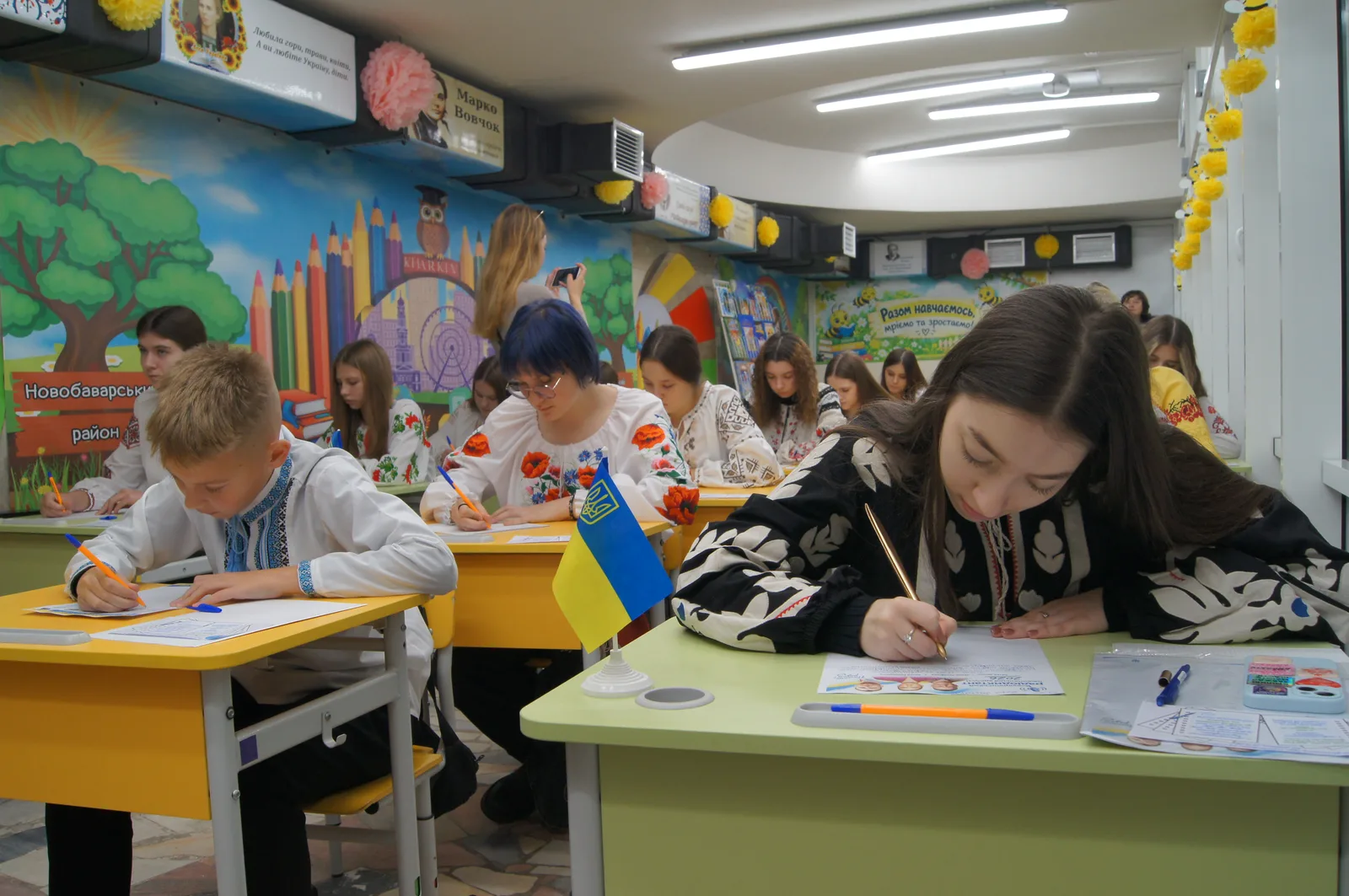 Як у Харкові під землею писали Радіодиктант національної єдності