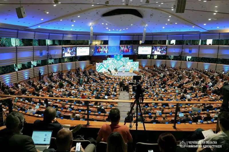 Руслан Осипенко з командою працює у Брюсселі на Європейському тижні регіонів та міст