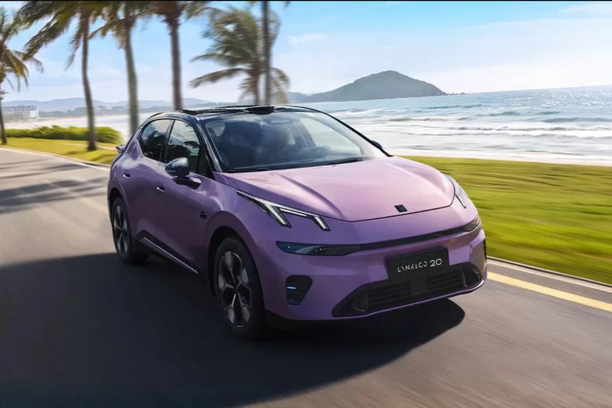 Lynk & Co вивела на світові ринки компактний електрокросовер з потужним мотором
