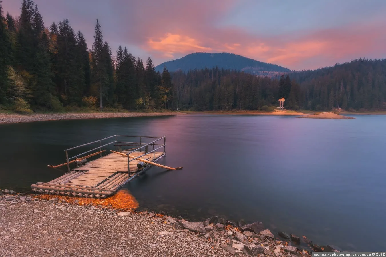 На озері Синевир розпочали наукові дослідження водного балансу