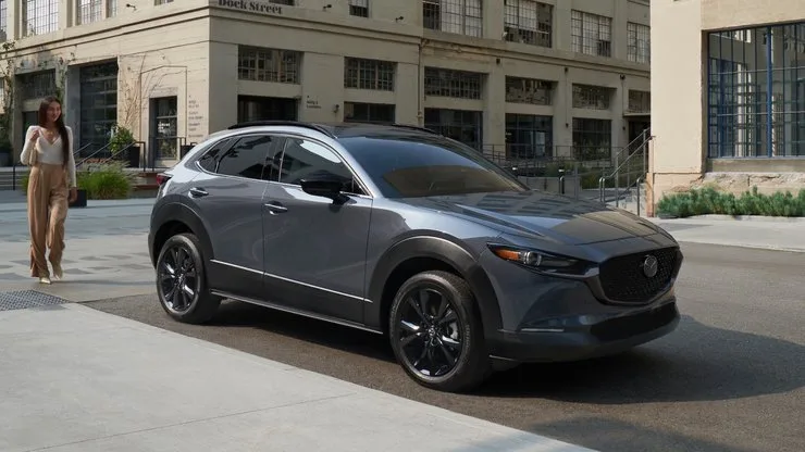 Автомобиль Mazda CX-30 2026 года