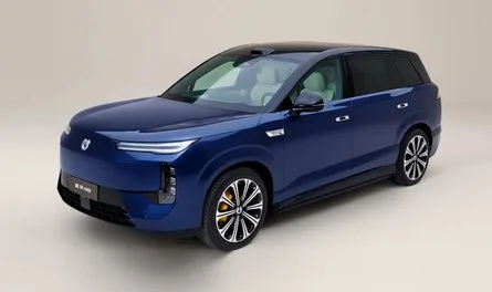 BYD представила Denza N8