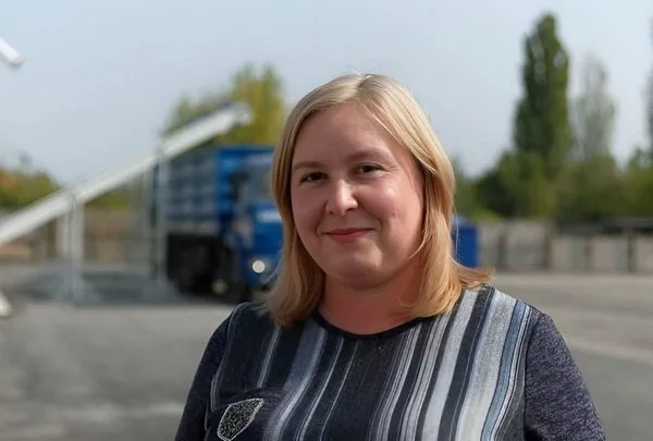 СБУ повідомила про заочну підозру ще одній зрадниці з Луганська