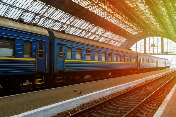 УЗ запускає комбіновані рейси до Сум та Лозової через безпекові ризики
