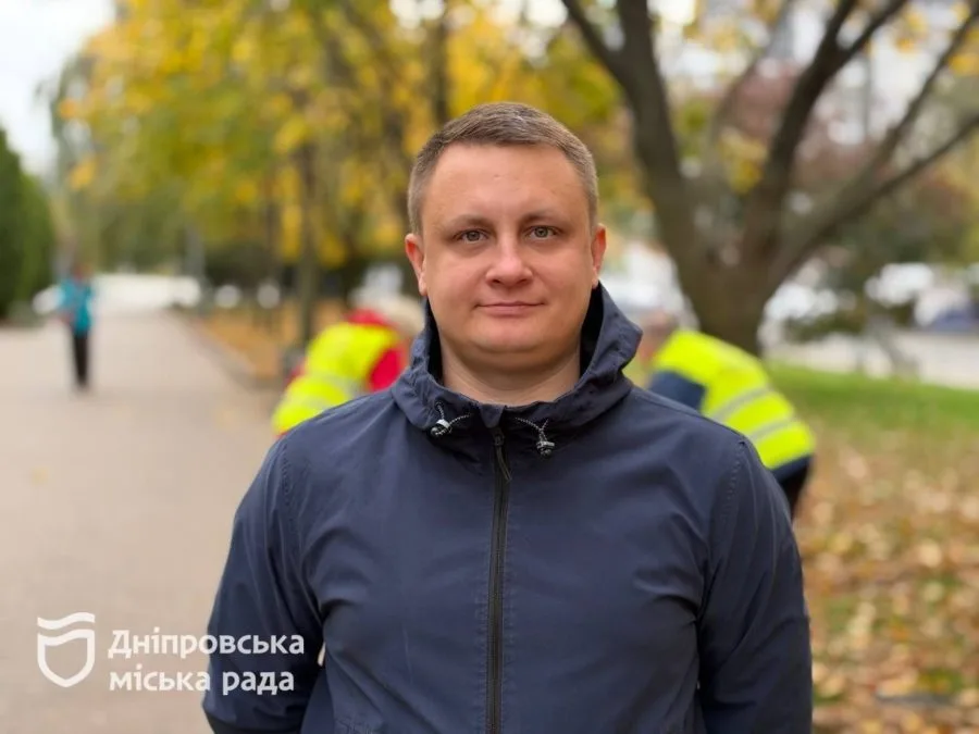 Чисті вулиці та безпечний рух: як у Дніпрі дбають про міські простори восени - 25.10.2026 Чисті вулиці та безпечний рух: як у Дніпрі дбають про міські простори восени - 25.10.2026