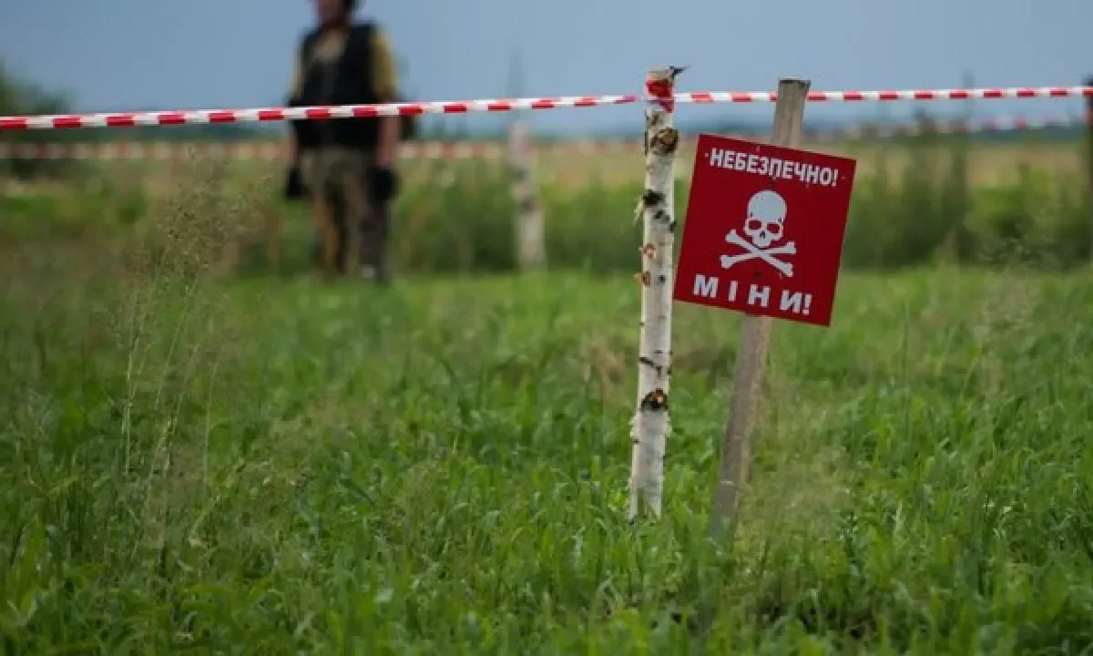 Россияне заминировали Комышаны в Херсонской общине противопехотными минами «Пряник»
